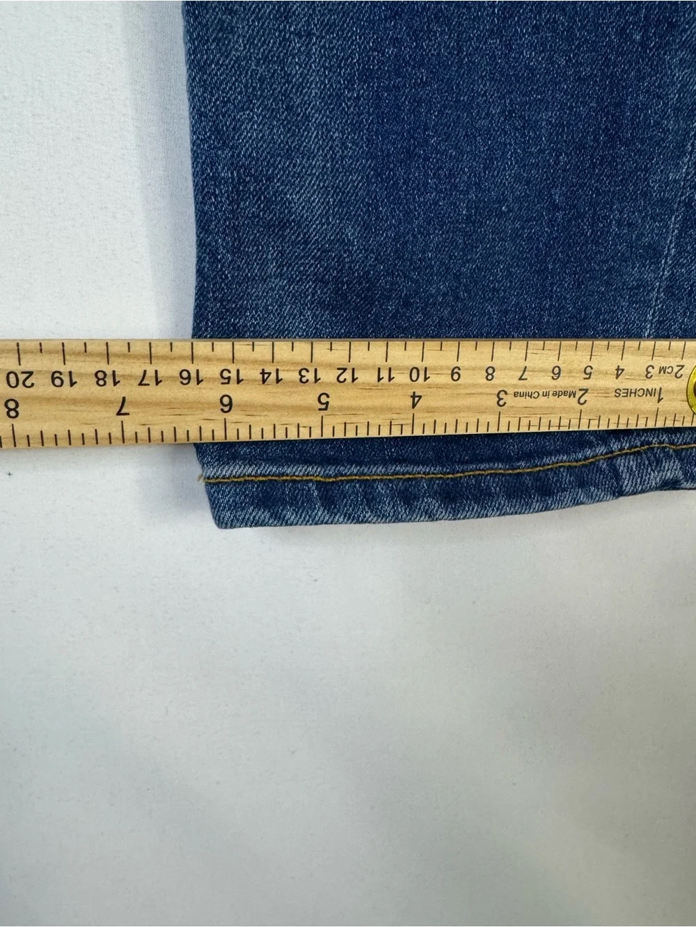 Zara Men Slim Straight Jeans in Blue Wash